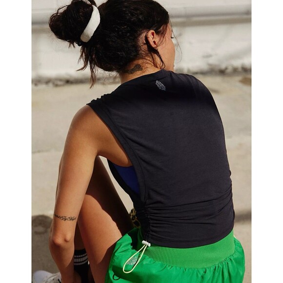 Free People Movement Tempo Sport Mode Logo Muscle Tank Size XL Extra Large Black - Picture 2 of 7